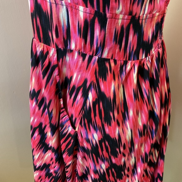 12. Express Pink and Black Patterned Sleeveless Midi Dress Size Large - Picture 5 of 7